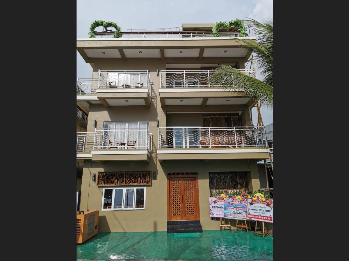 Hotel Flamingo Avia Labuan Bajo Extérieur photo