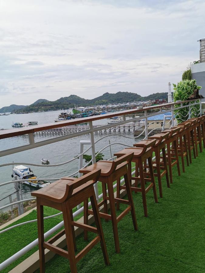 Hotel Flamingo Avia Labuan Bajo Extérieur photo