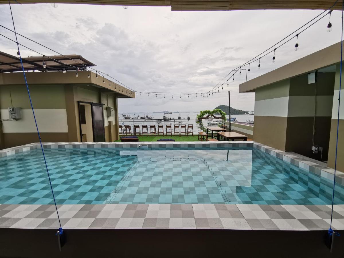 Hotel Flamingo Avia Labuan Bajo Extérieur photo